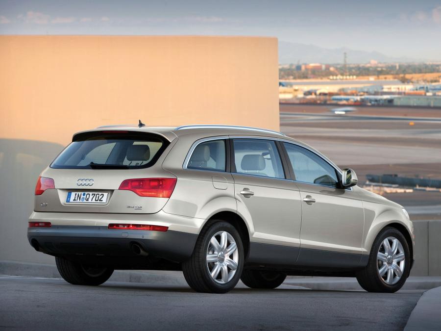 Audi Q7 3.0 TDI Quattro (4L) 2005 года  (фото 10 из 29)